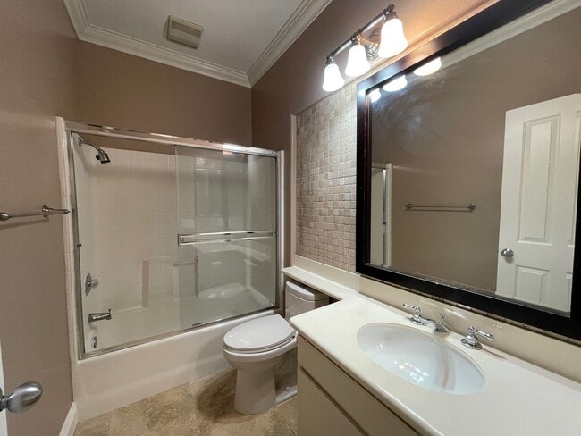 Building Photo - Beautiful Single Story in Irvine!