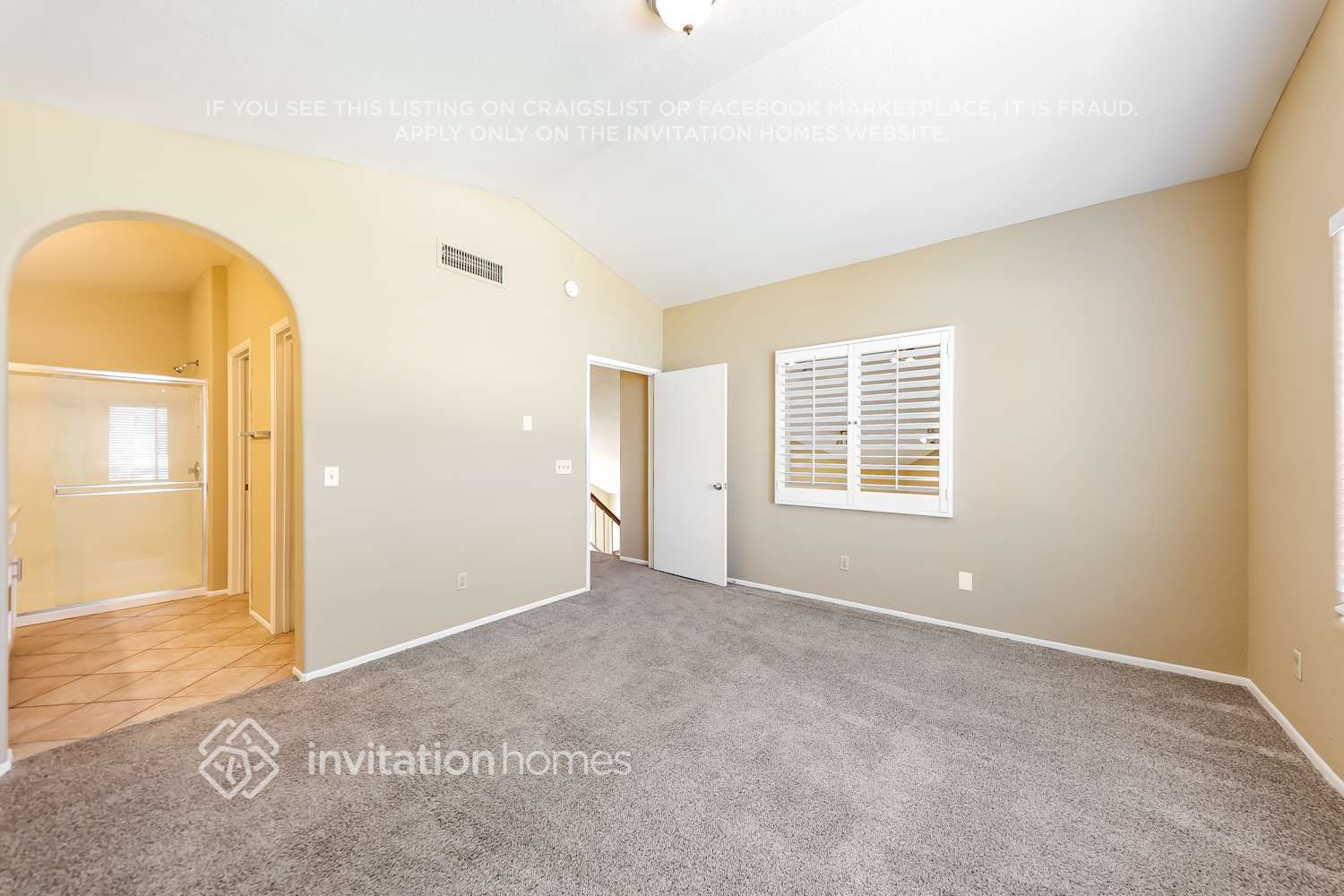 Building Photo - 938 E Rockwell Dr