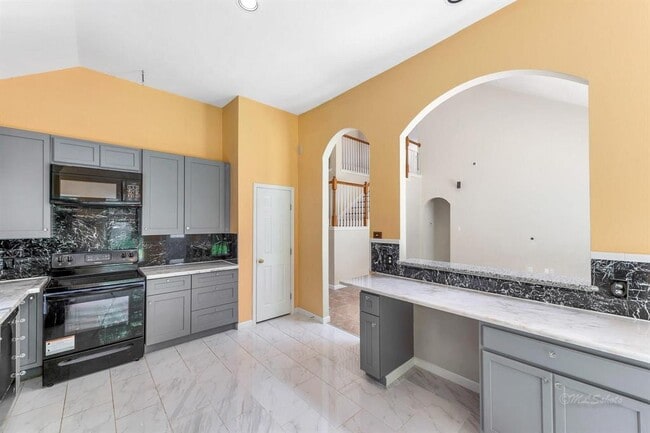 Building Photo - 20419 Cajon Canyon Ct