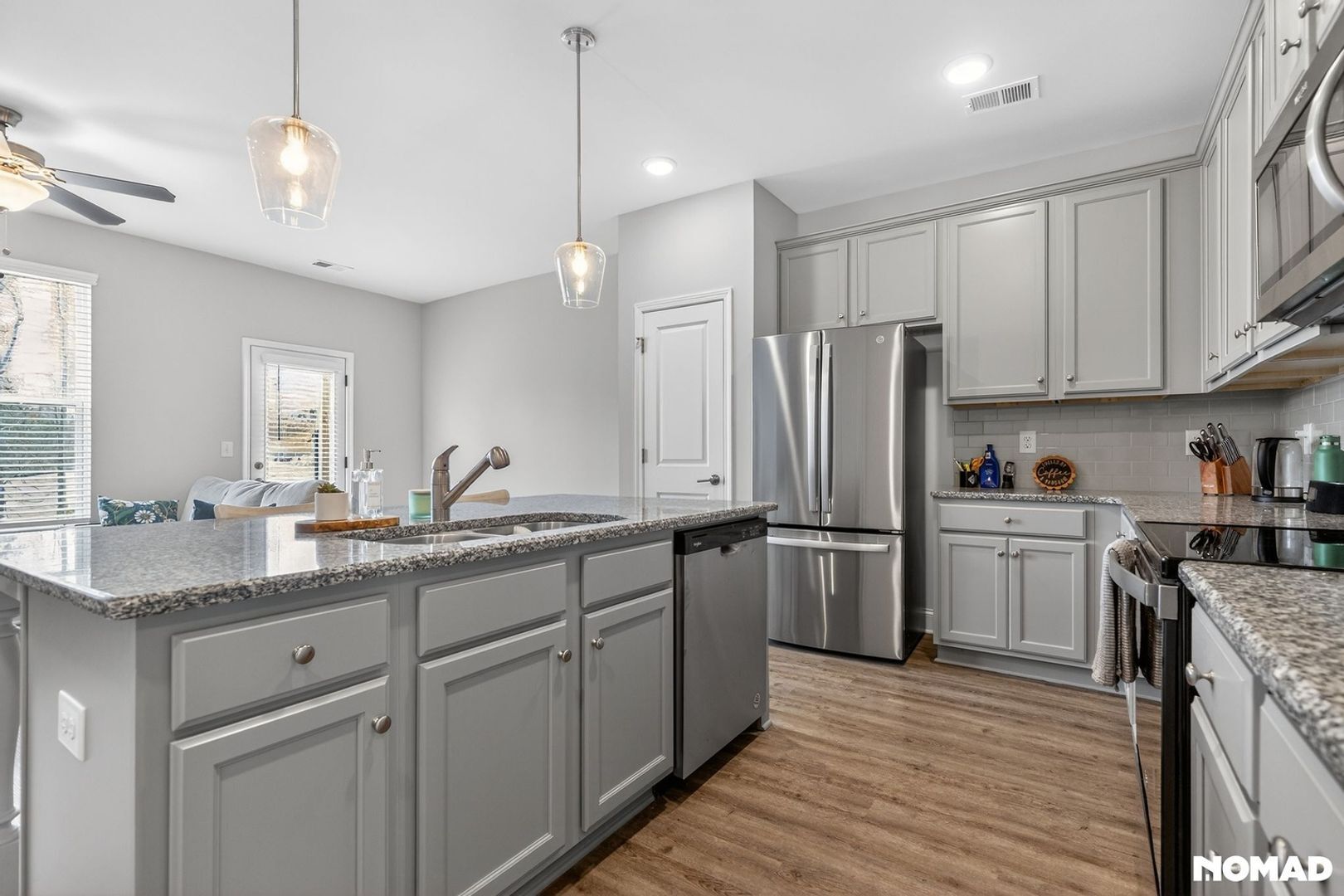 Building Photo - 110 Greenview Ct