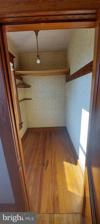 Building Photo - 7318 Woodbine Rd