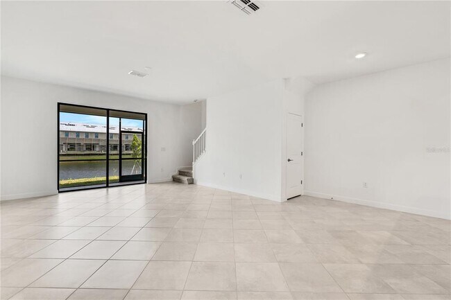 Building Photo - 15115 Sunny Day Dr
