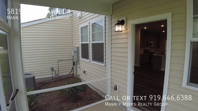 Building Photo - 5819 Woodlawn Dr