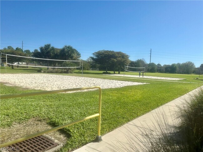 Building Photo - 12469 Pebble Stone Ct