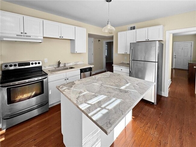 Building Photo - 4403 Elba St