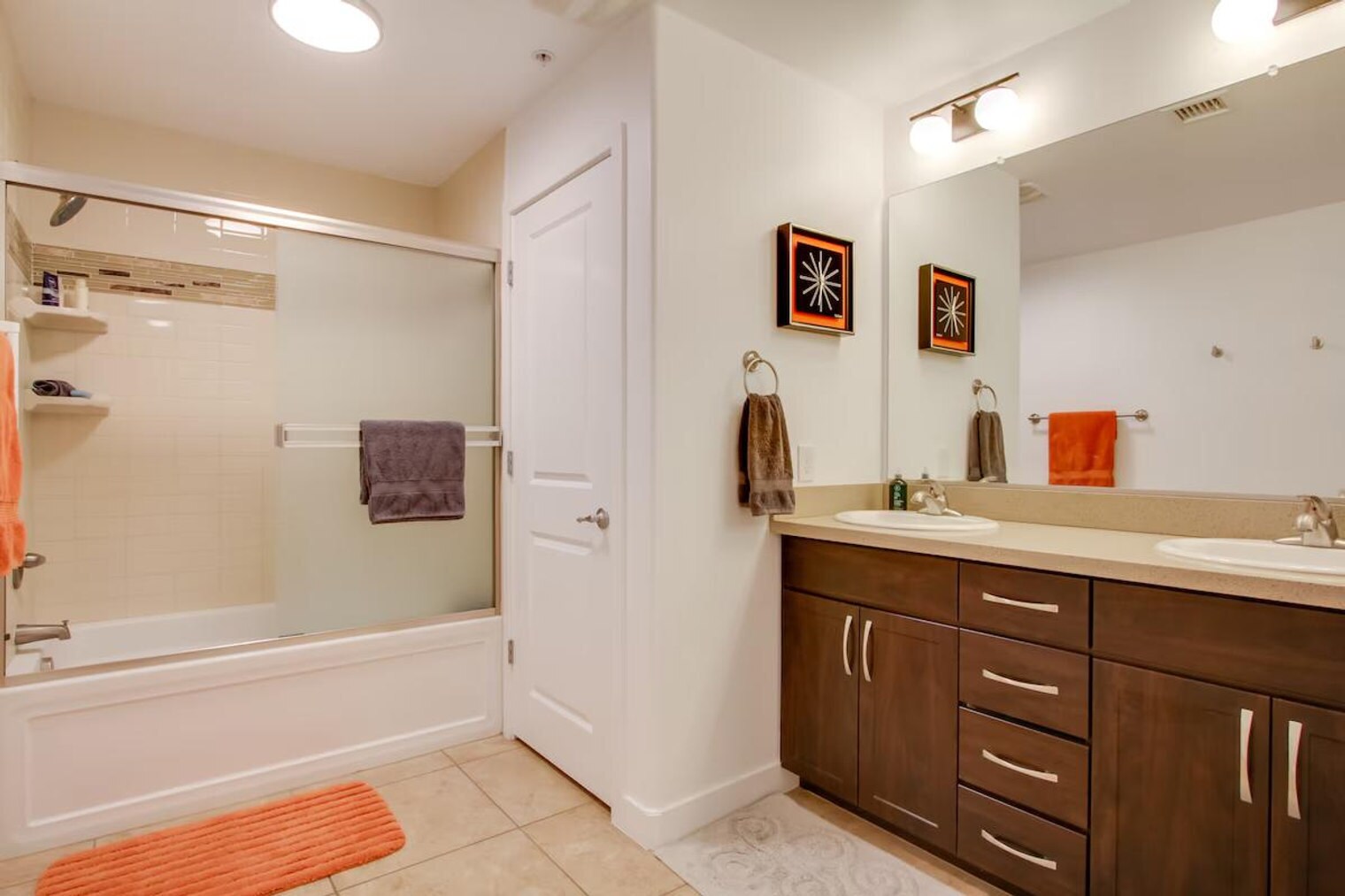 Building Photo - 5450 E Deer Valley Dr