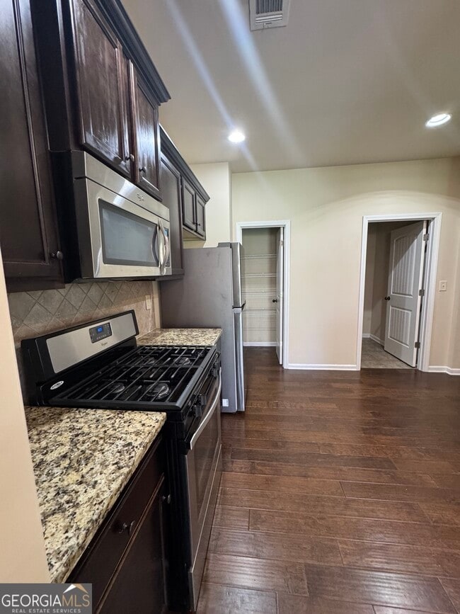 Building Photo - 2275 Morgan Farm Dr