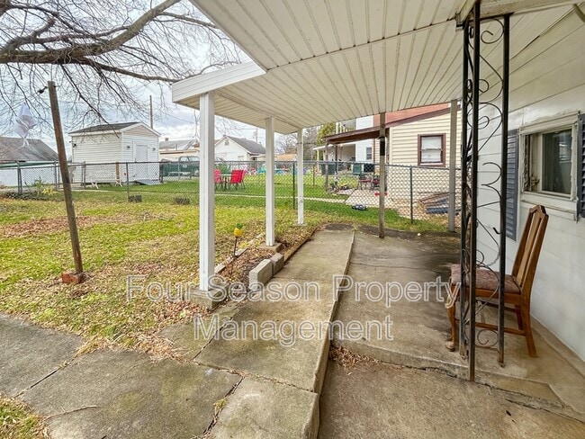 Building Photo - 631 Washington Ave