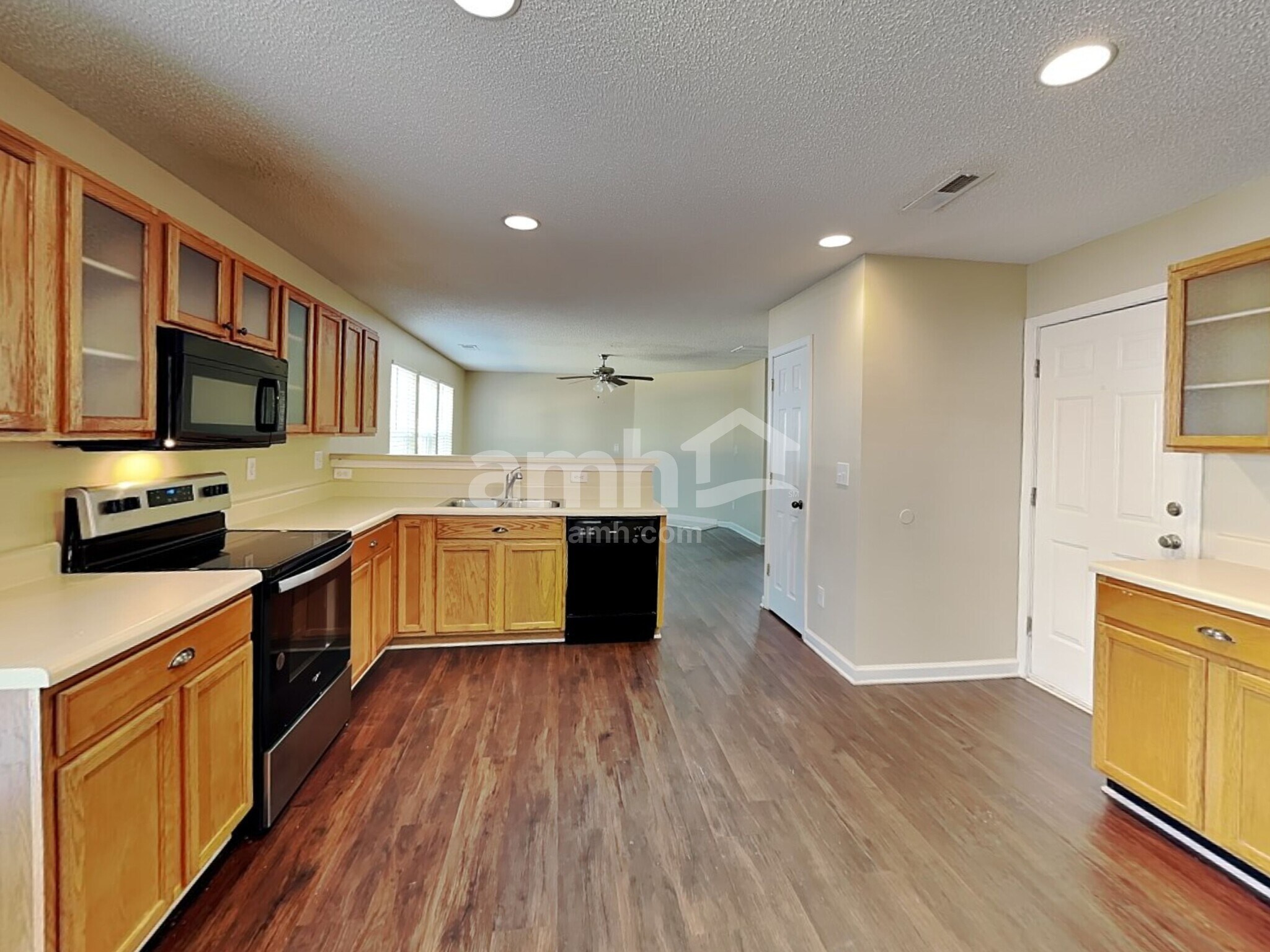 Building Photo - 3109 Teton Dr