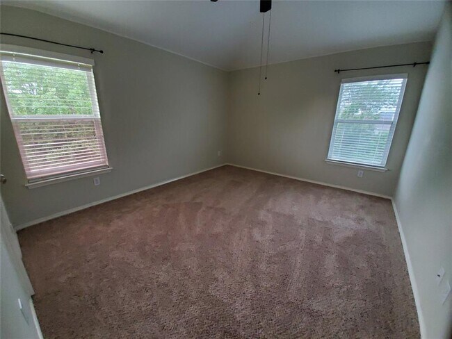 Building Photo - 9201 Popes Creek Ct