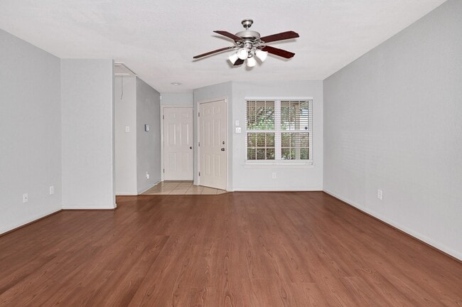 Building Photo - 702 Heatherton Hill Ln
