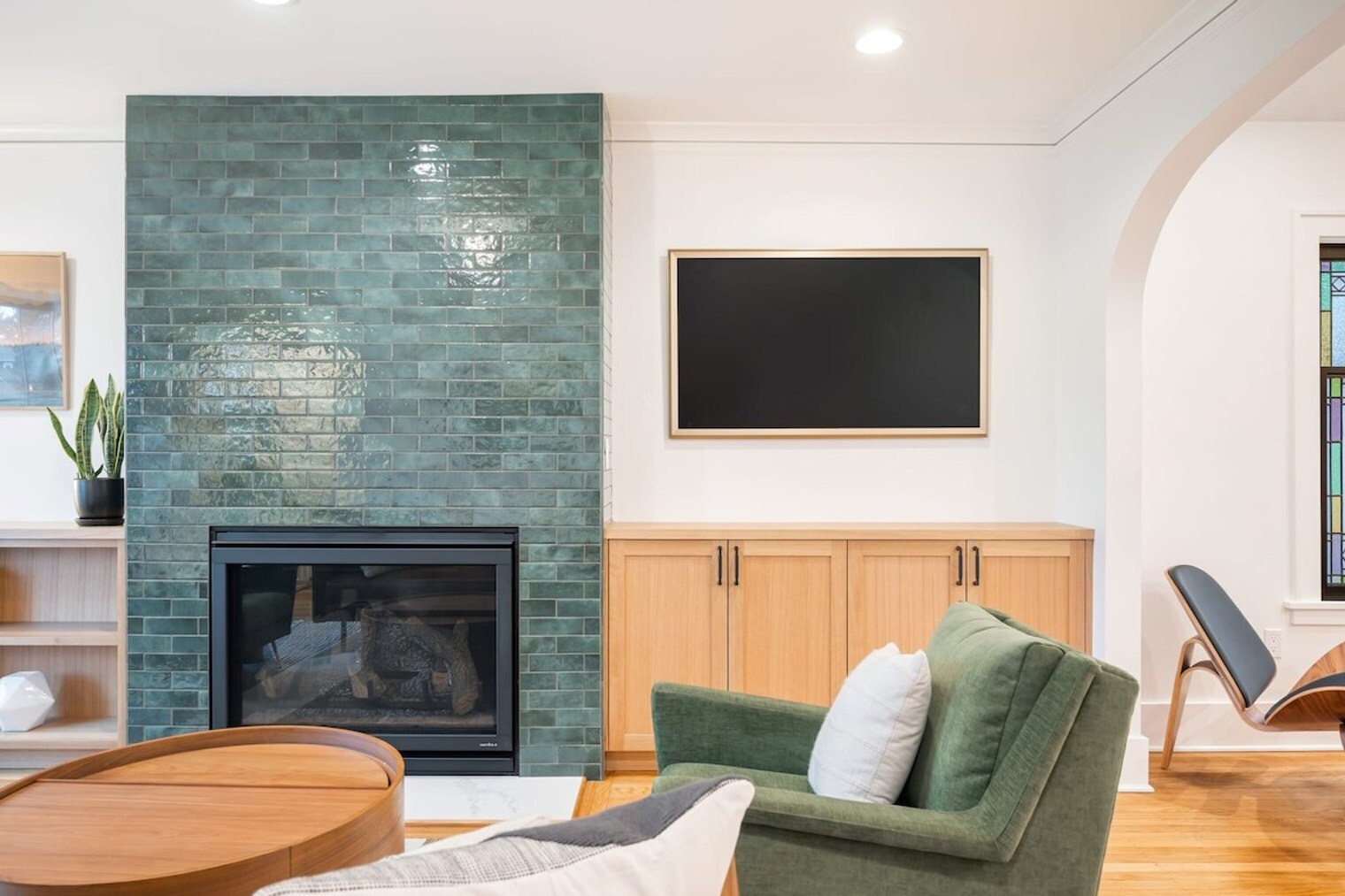 Building Photo - 2457 4th Ave W