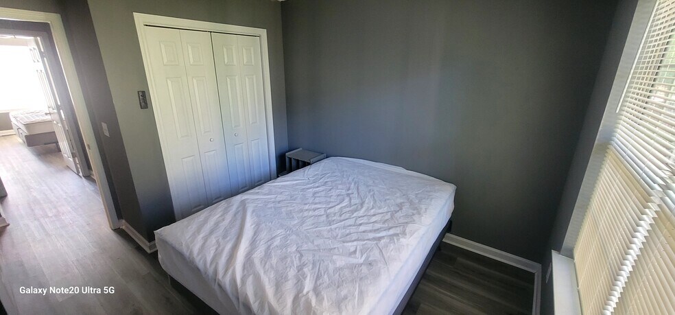 Bedroom #2 - 2nd View - 140 Brentwood Dr