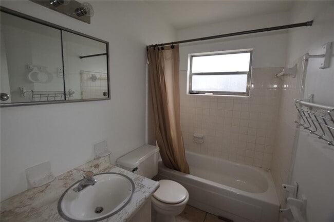 Building Photo - 2762 Clear Cove Ln