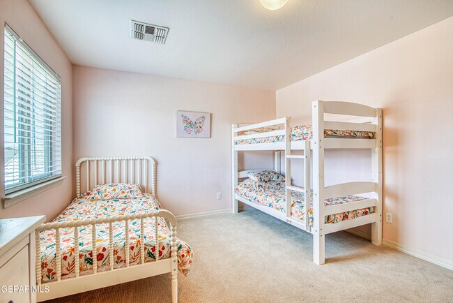Building Photo - 7751 Enchanted Path Dr