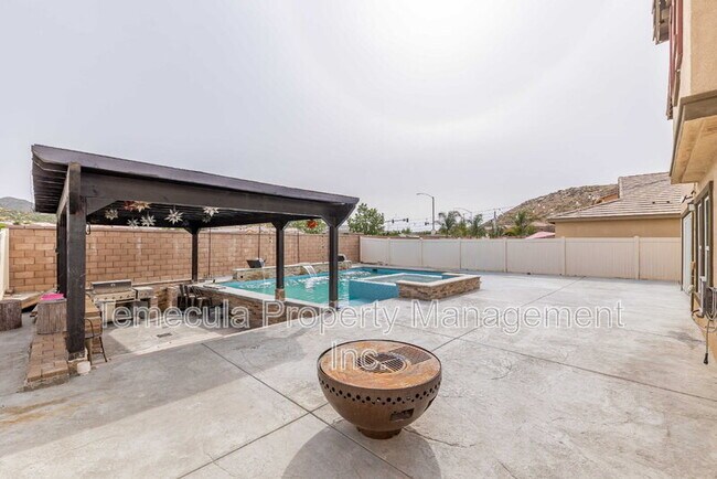 Building Photo - 28245 Digger Ln