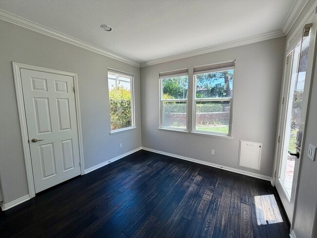 Building Photo - 35614 Bovard St