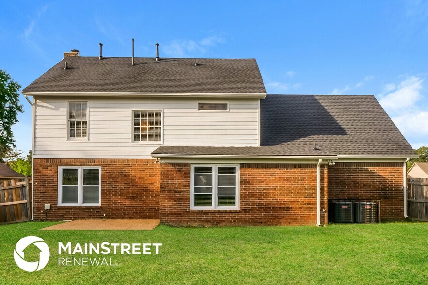 Building Photo - 7293 Schilling Cove E