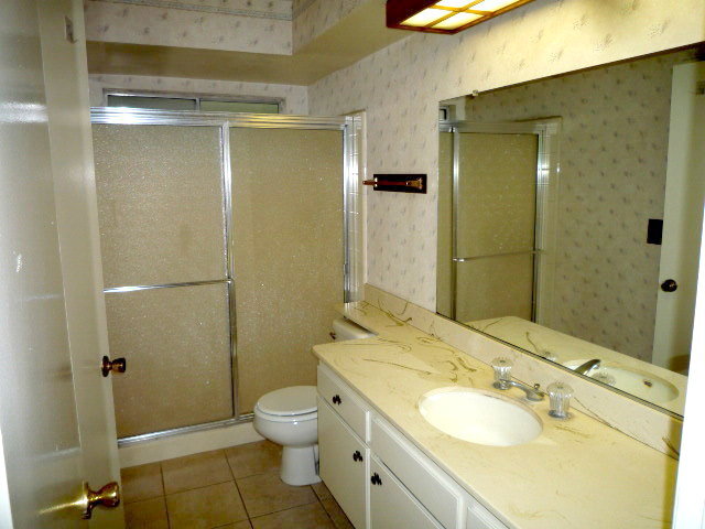 Building Photo - 7882 Comstock Cir