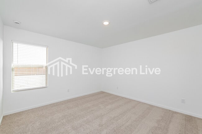 Building Photo - 12512 Huntington Rdg Wy