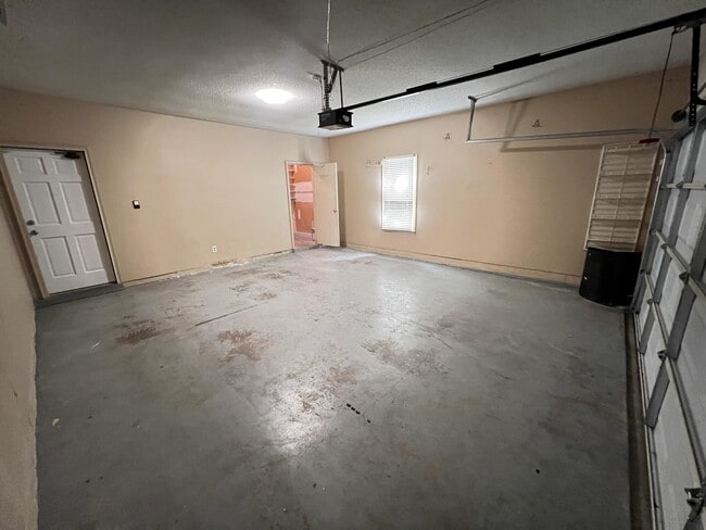 Building Photo - 8282 Linkwood Ln