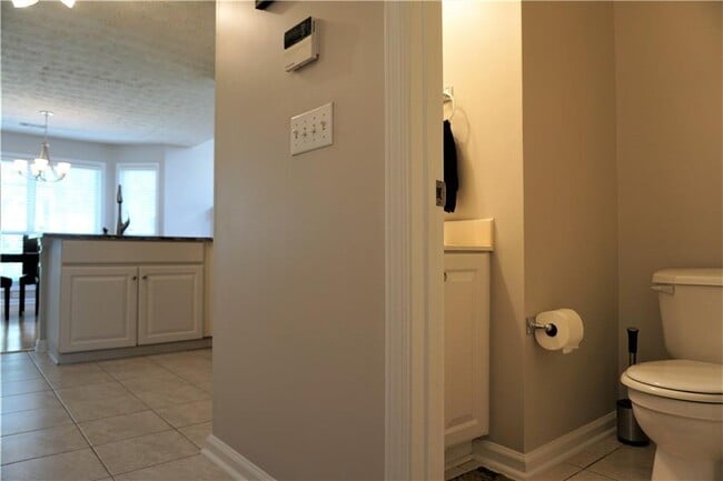 Building Photo - 13352 Harpley Ct