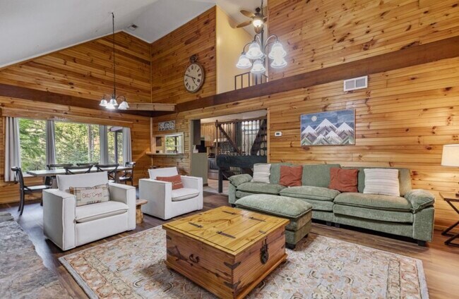 Building Photo - 3626 Pittman Center Rd