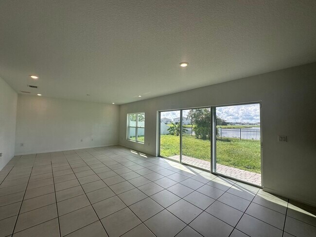 Building Photo - 352 Quarry Rock Cir