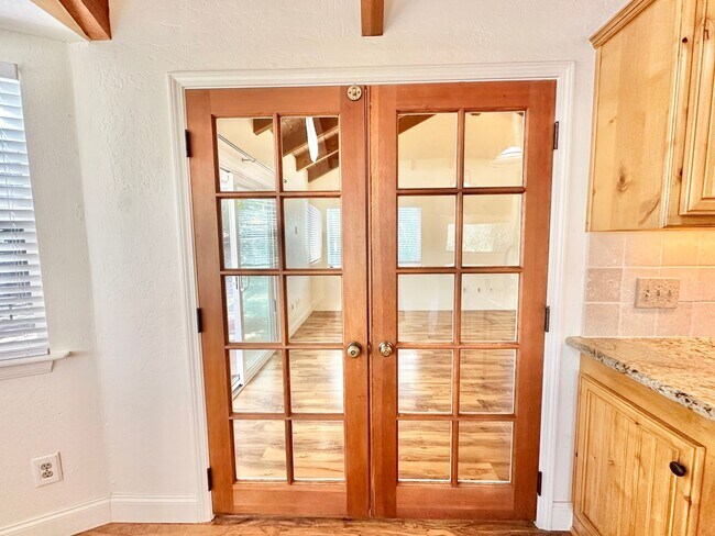 Building Photo - Beautiful Home, in Quiet Country Setting, Large, Private, Fenced Yard Space, with Landscaper Incl...