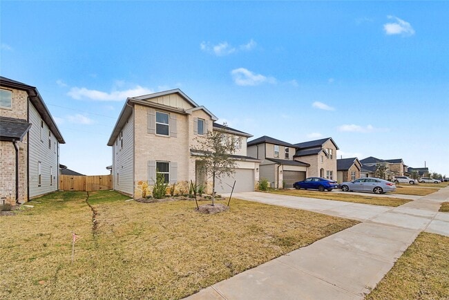 Building Photo - 4215 Camden Lakes St