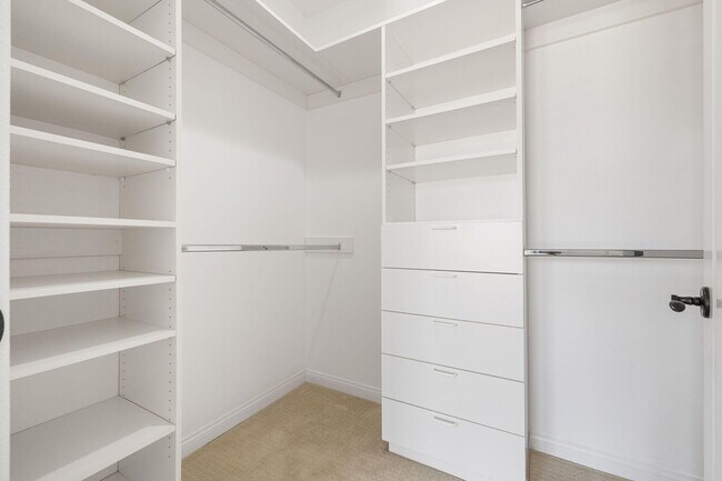 Building Photo - 2801 Via Calderia