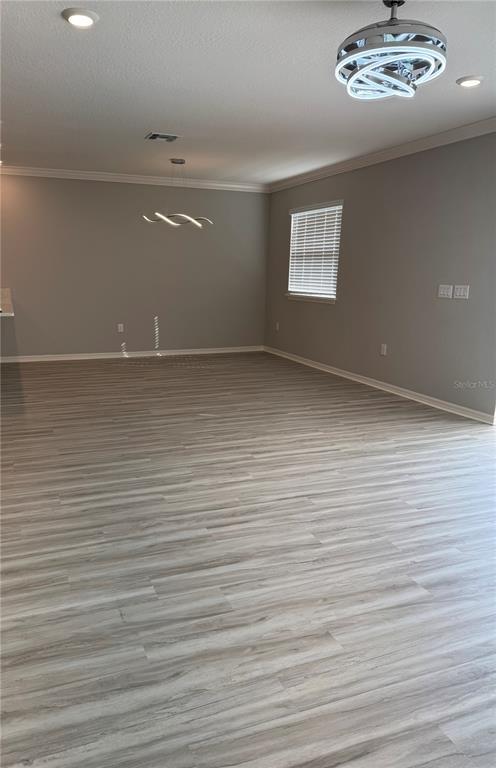 Building Photo - 1016 Cascade Dr