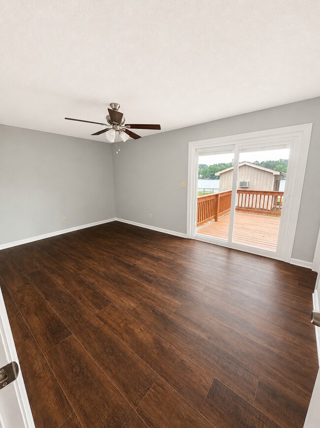Building Photo - 101 Bayview Cir