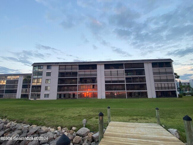 Building Photo - 3799 S Banana River Blvd