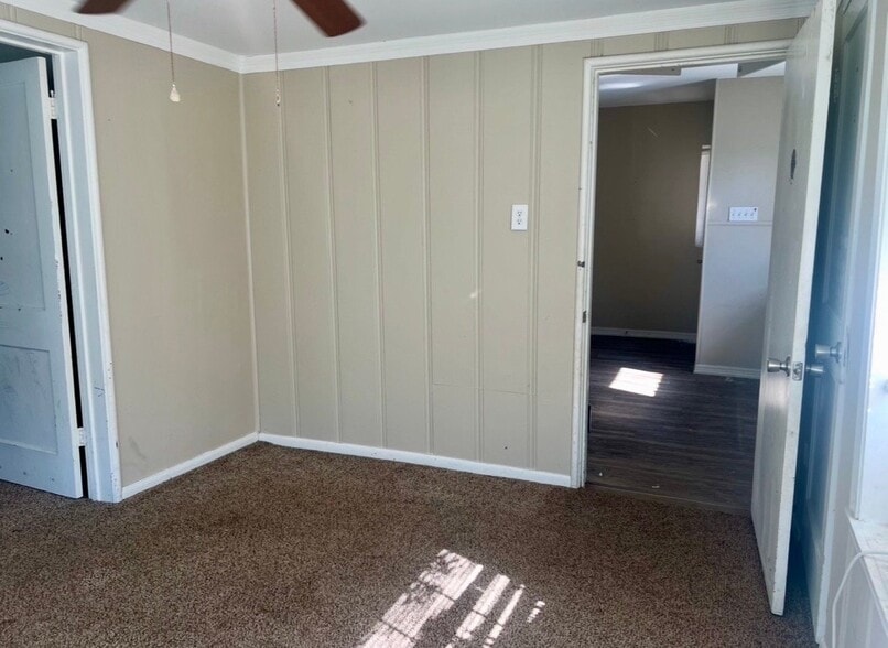 Building Photo - 415 Randall St