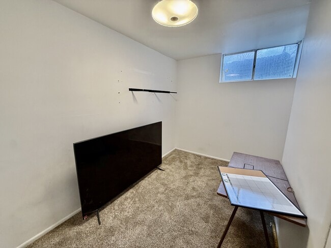 Building Photo - 1993 E 6850 S