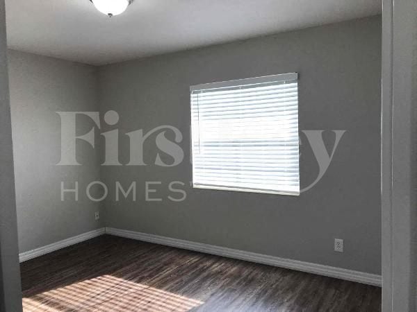 Building Photo - 4707 W Bay Ave