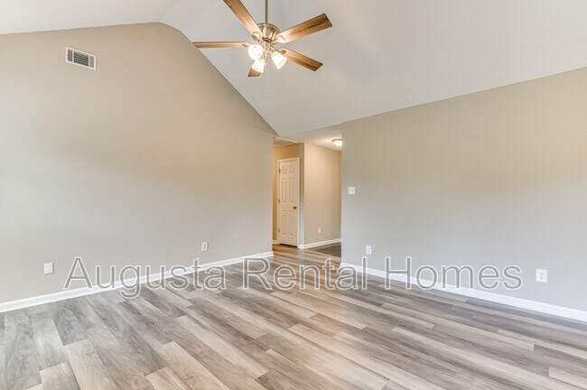 Building Photo - 4416 Hatteras Dr