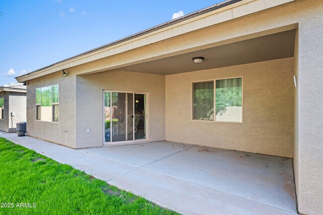 Building Photo - 3117 S Signal Butte Rd