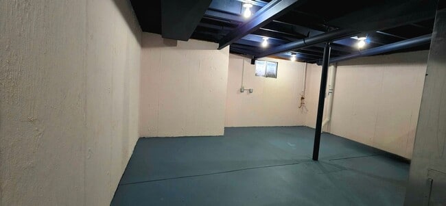 Building Photo - Spacious 4BR3BA House in Aurora
