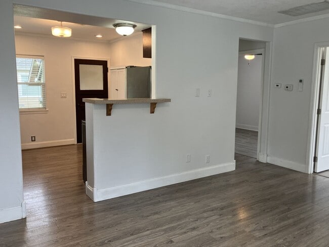 Building Photo - 321 Magnolia Ct NW
