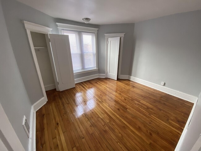 Building Photo - 1507 Wildwood Ave