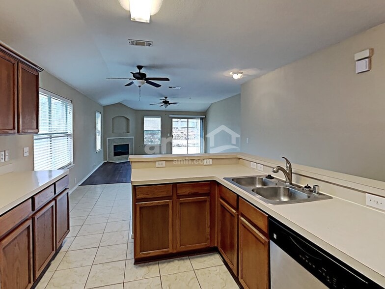 Building Photo - 2502 Quail Ridge Rd