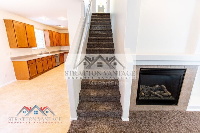 Building Photo - 1247 S Emmett Dr