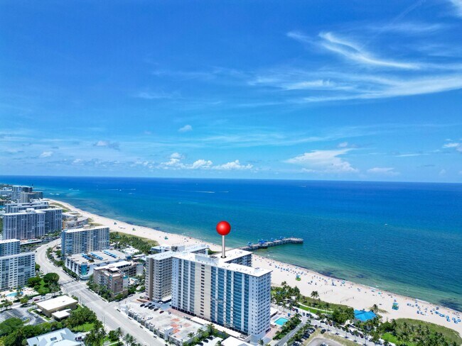 Building Photo - 111 N Pompano Beach Blvd