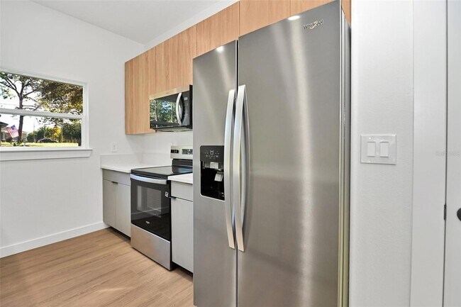Building Photo - 13527 SW 100th Ln