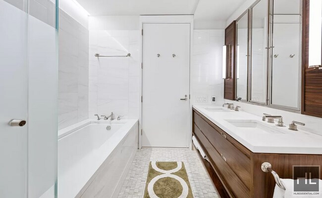 Building Photo - 301 EAST 50 STREET