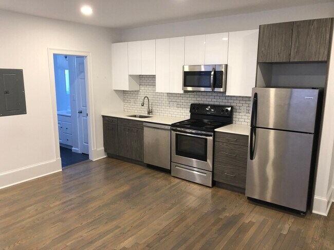 Building Photo - 5 Myrtle St