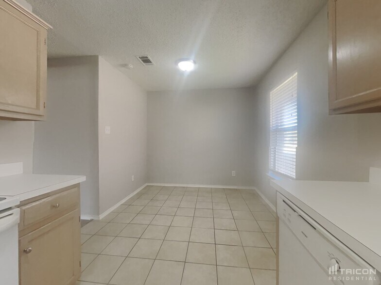 Building Photo - 4229 Estes Park Cir