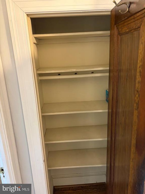 Building Photo - 223 Ingraham St NW